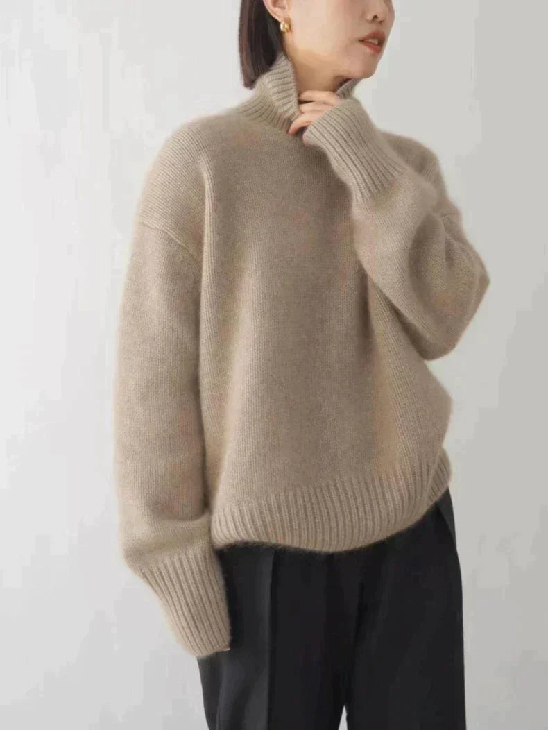 Lin™ |  Comfy Turtleneck